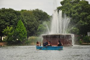 Пазарният регулатор изисква от интернет гигантите да избягват агресивни промоции, жестока конкуренция