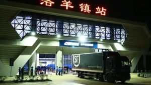 11 убити, 2 ранени, след като тестов влак се блъсна в работници в югозападен Китай