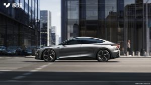 Baidu и Geely представят втори модел конкурент на Tesla