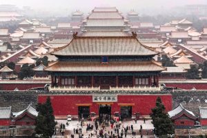 Пекин посреща първия снеговалеж за зимата