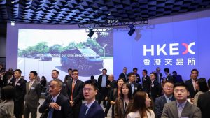 Финансовият директор на Хонконг е оптимистичен за перспективите за 2026 г. на фона на растеж от 3,2%