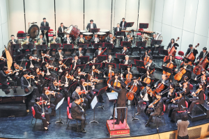 Музиката най-накрая изпълва въздуха в наскоро реставрираната провинциална концертна зала в Чанчун