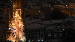 Руска въздушна атака убива 1, ранява 15 в Украйна, докато преговарящите обсъждат прекратяване на войната