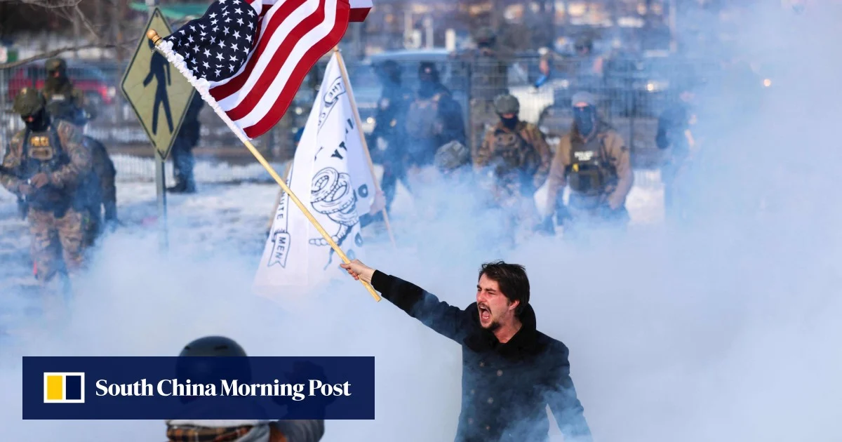 Видео от агент на ICE засилва напрежението в Минесота